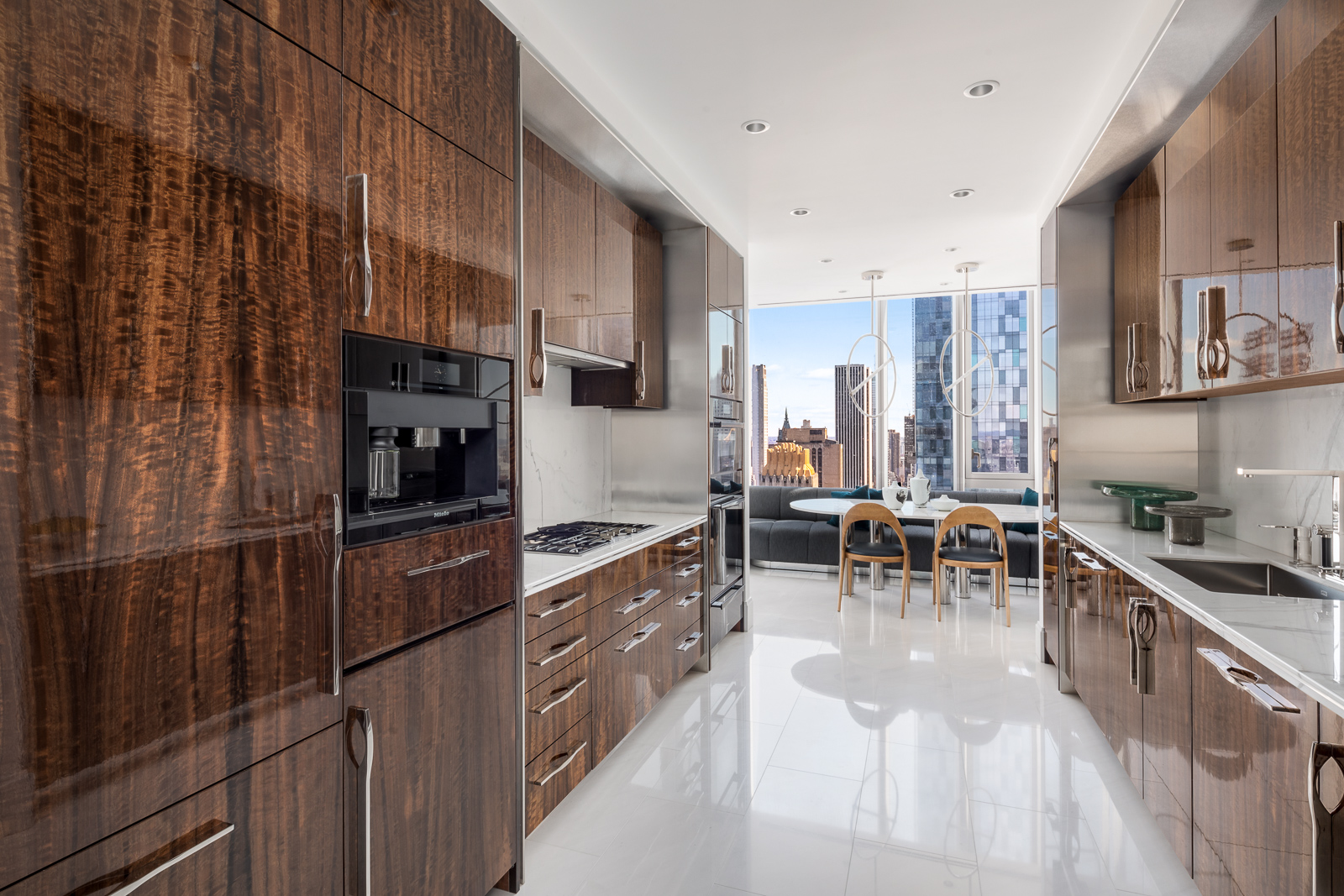 Central Park Tower - Pembrooke & Ives A luxury kitchen in New York, NY. Interior design by Pembrooke...