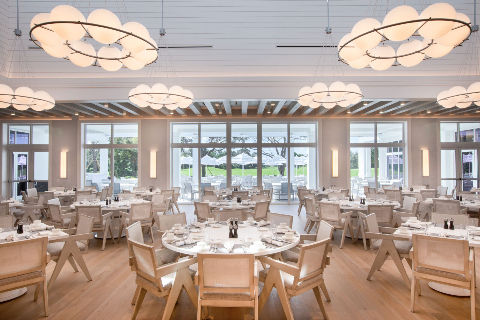 Interior design projects portfolio by Pembrooke & Ives - Commercial