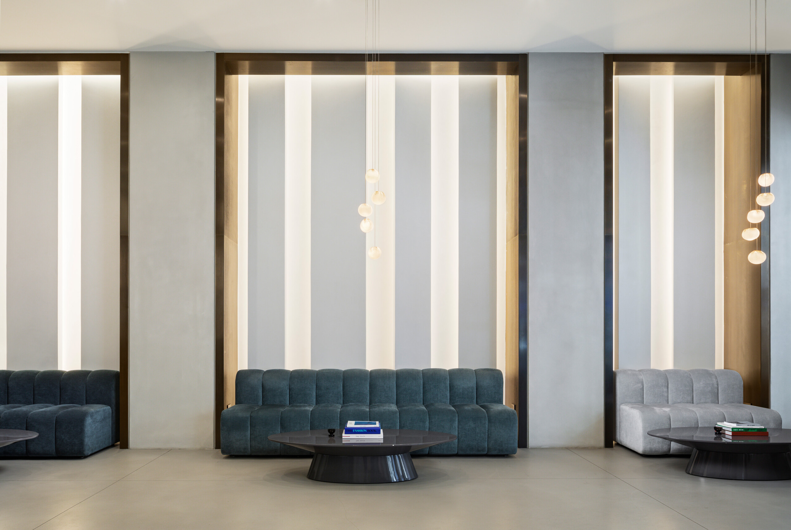 The Biltmore - The Afton Lobby, New York. Luxury lobby seating. Interior design by Pembrooke &...