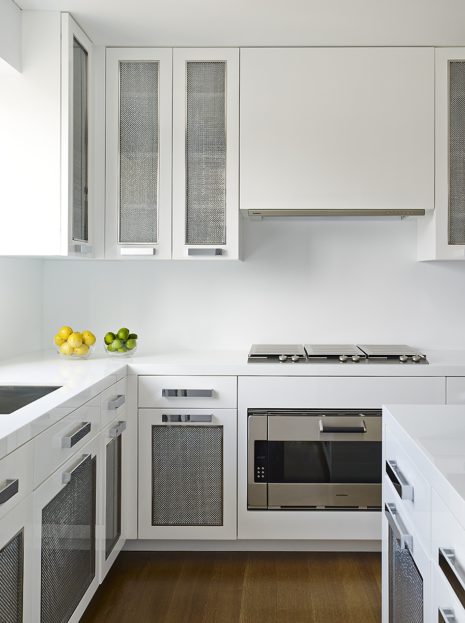 Classical Park Avenue, Photography by Costas Picadas.