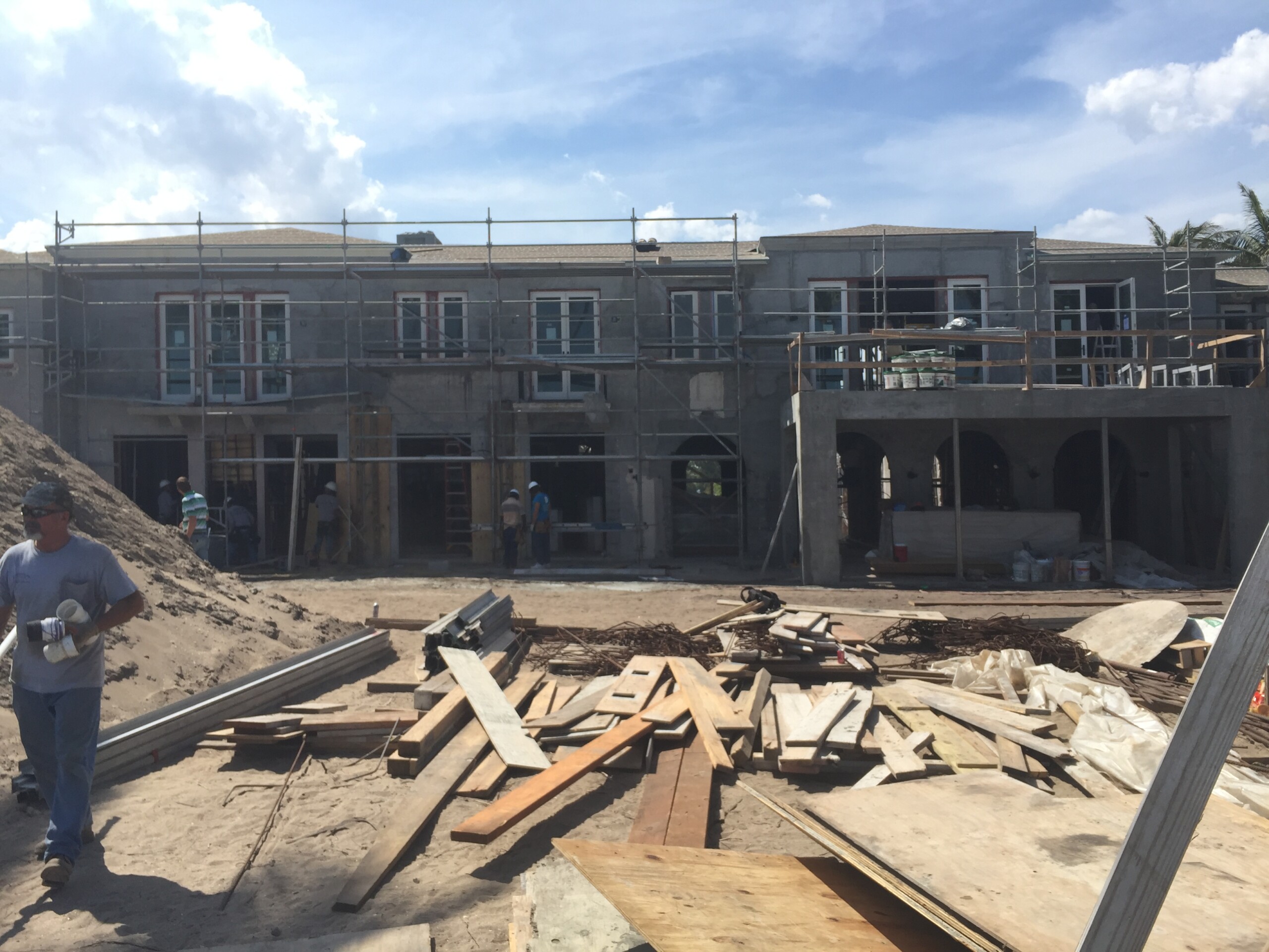Kennedy House Exterior, Construction