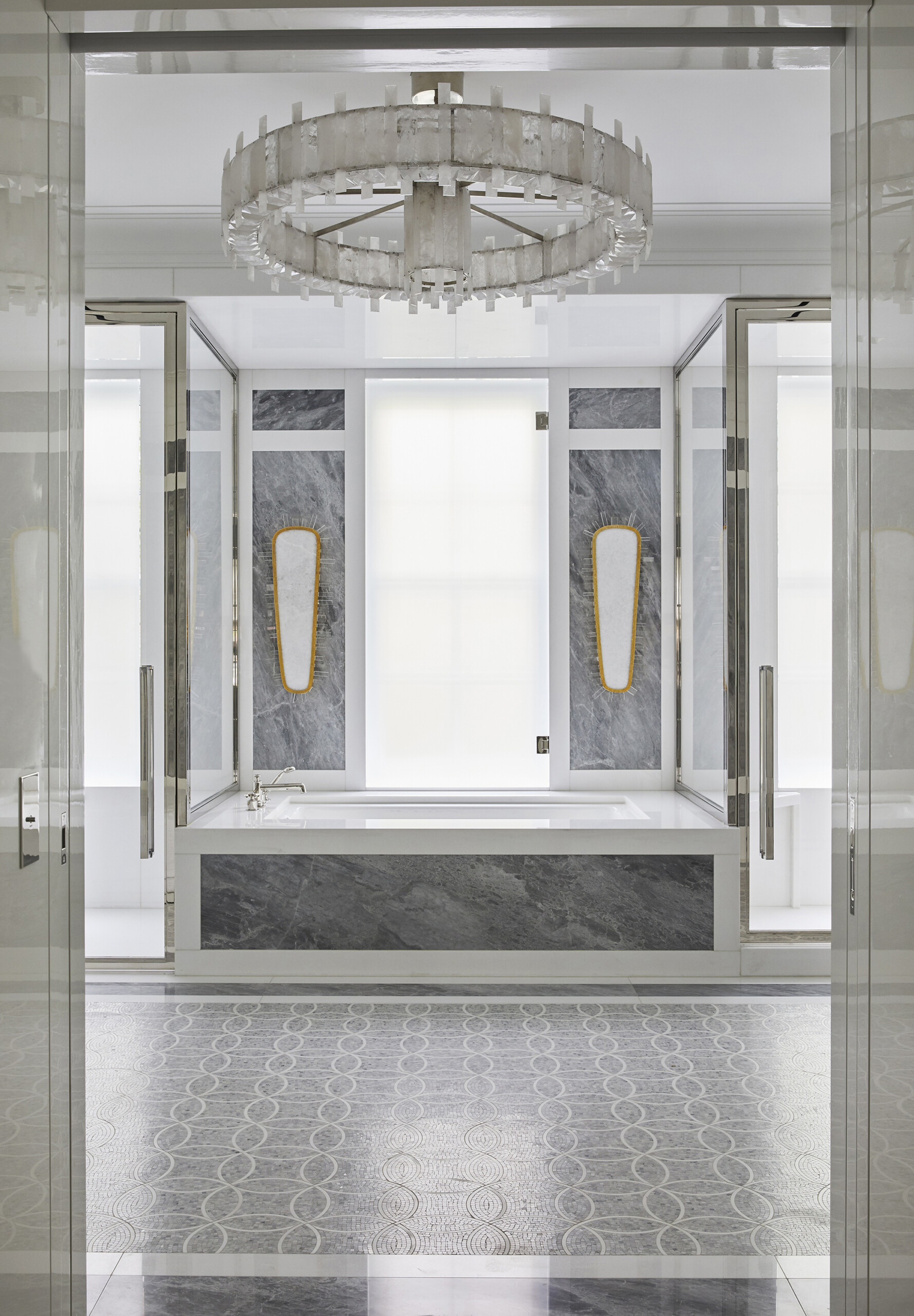 Gold Coast Townhouse, Bathroom, Photography by Genevieve Garruppo