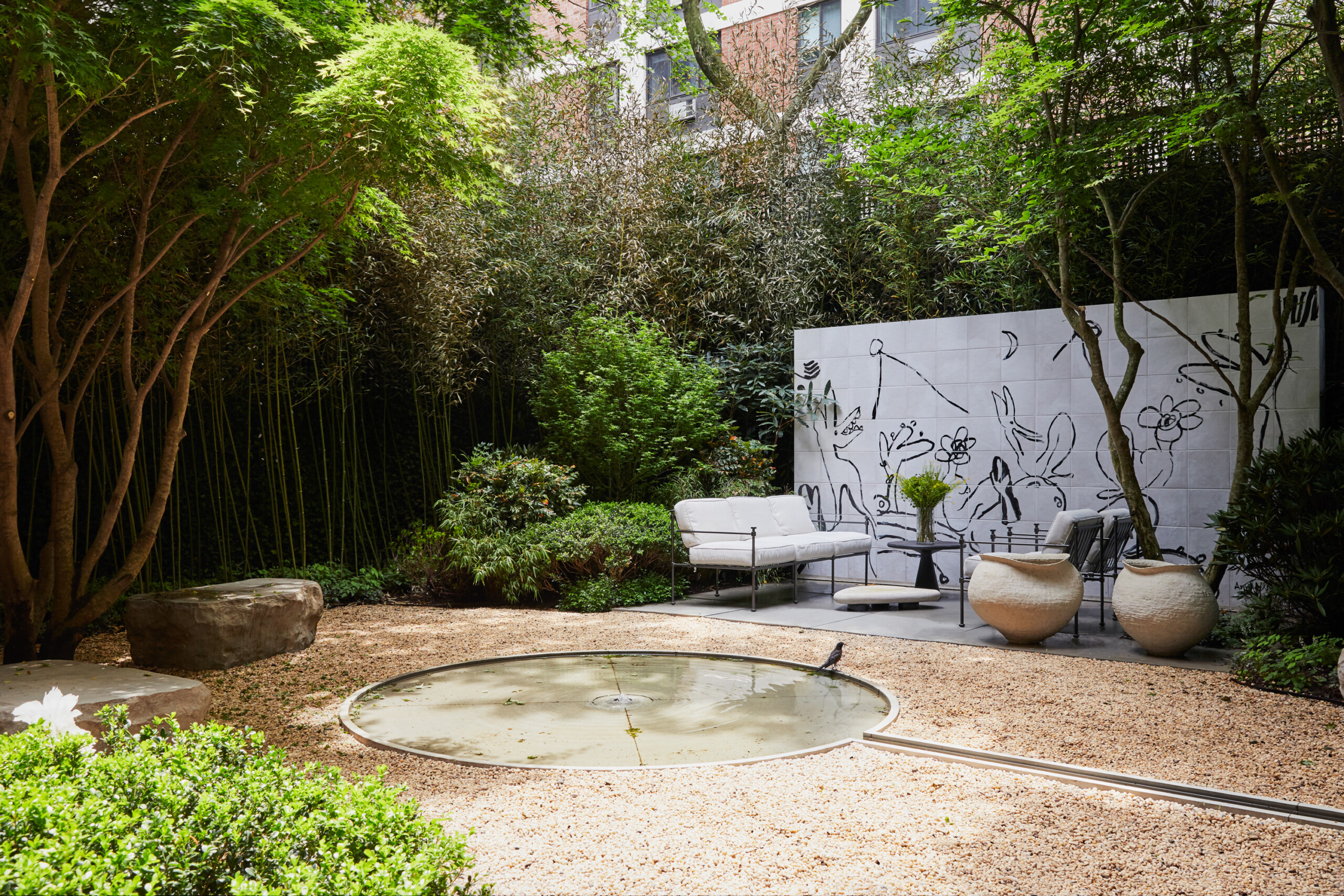 Gold Coast Townhouse, Outdoor Haven, Photography by Genevieve Garruppo