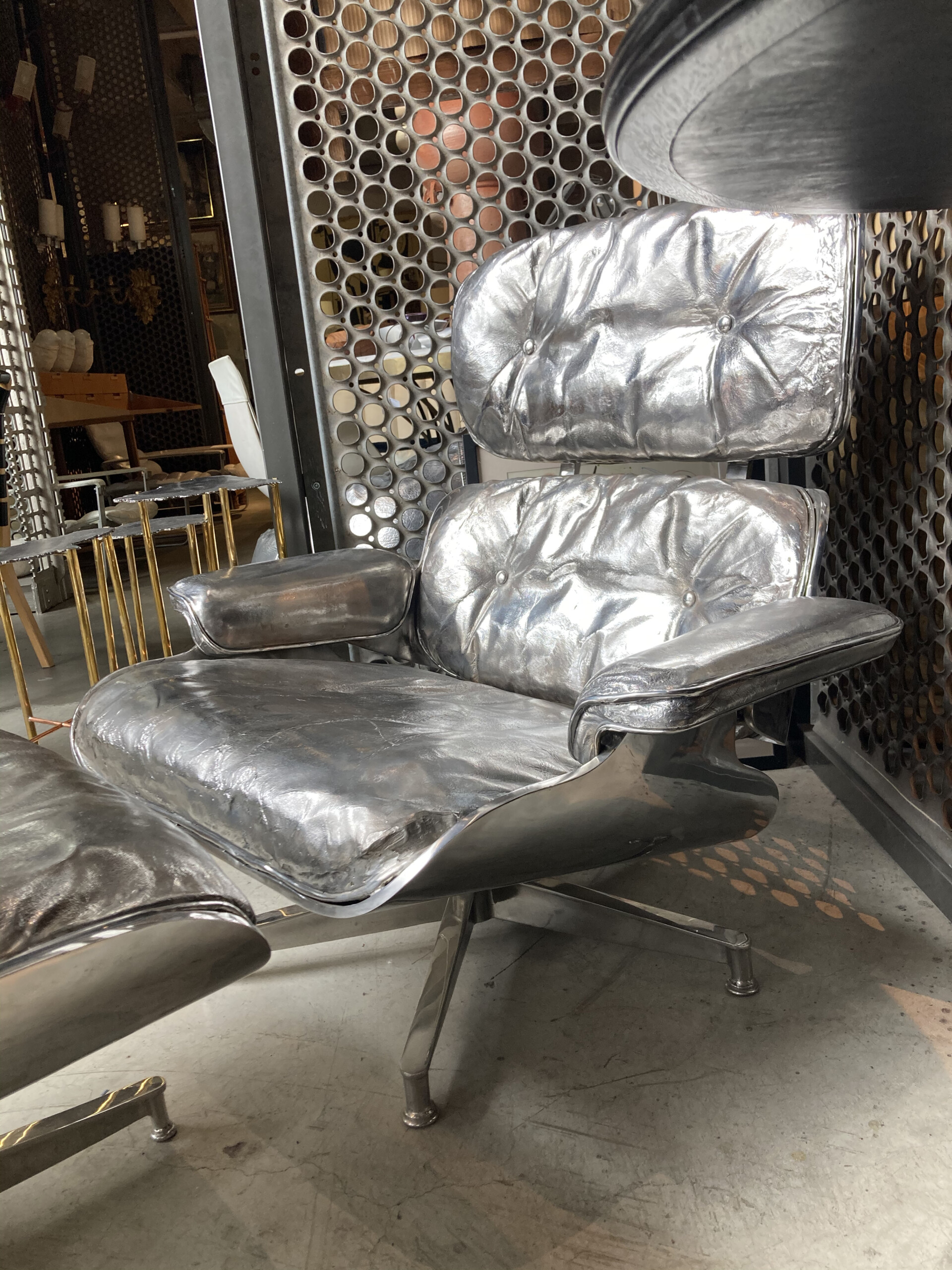 JF Chen, Antiques in Los Angeles