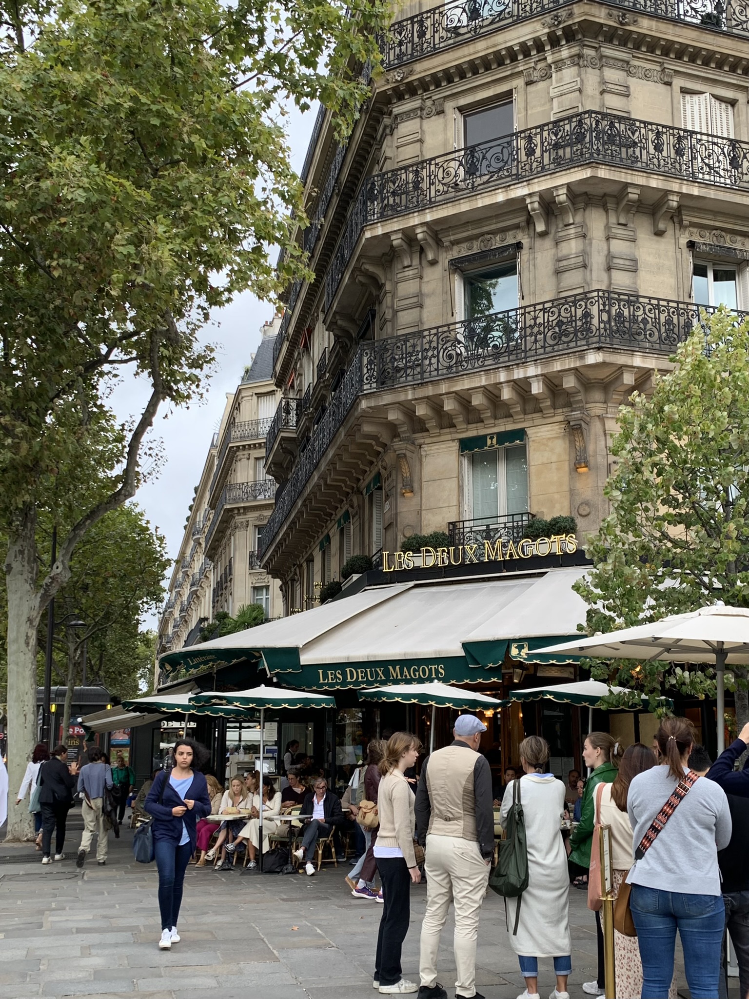 Les Deux Magots Cafe