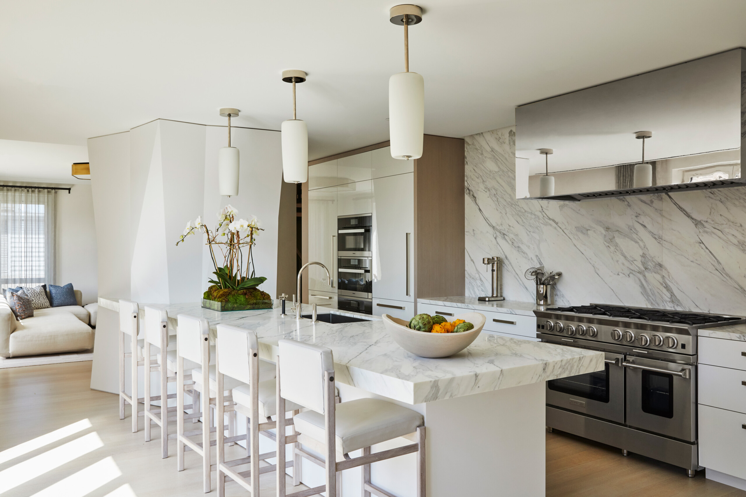 Uptown Penthouse, Kitchen, Photography by Genevieve Garruppo