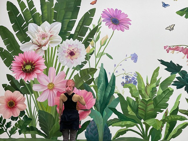 Painted flowers by MJ Atelier