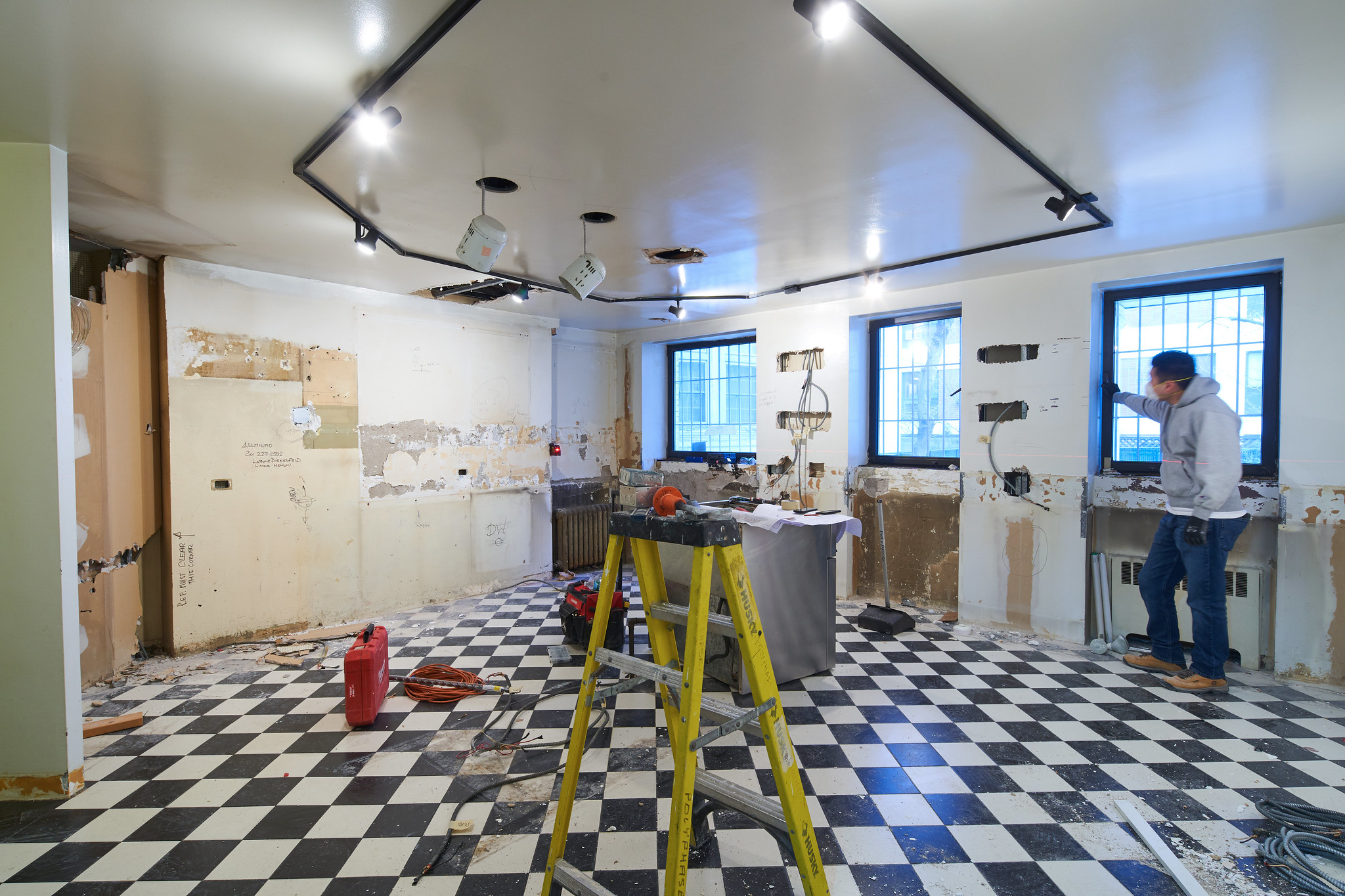 Gold Coast Kitchen Before