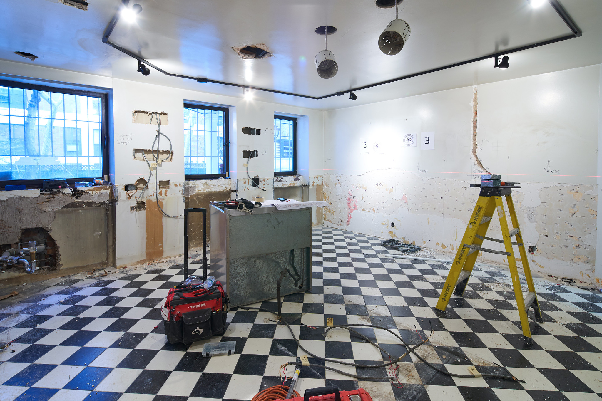 Gold Coast Kitchen Before2