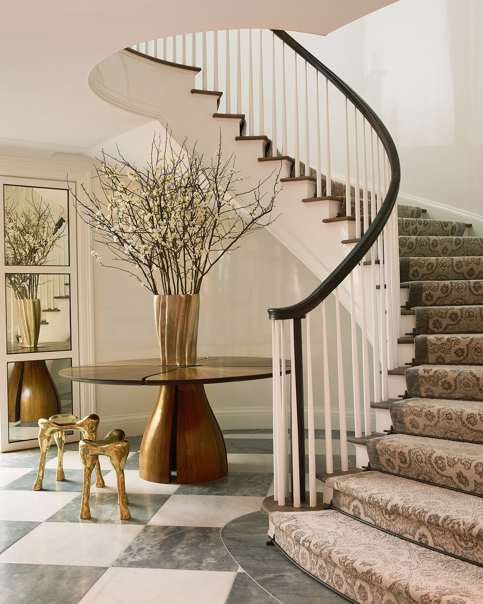 Gold Coast Townhouse, Entryway, Photography by Genevieve Garruppo