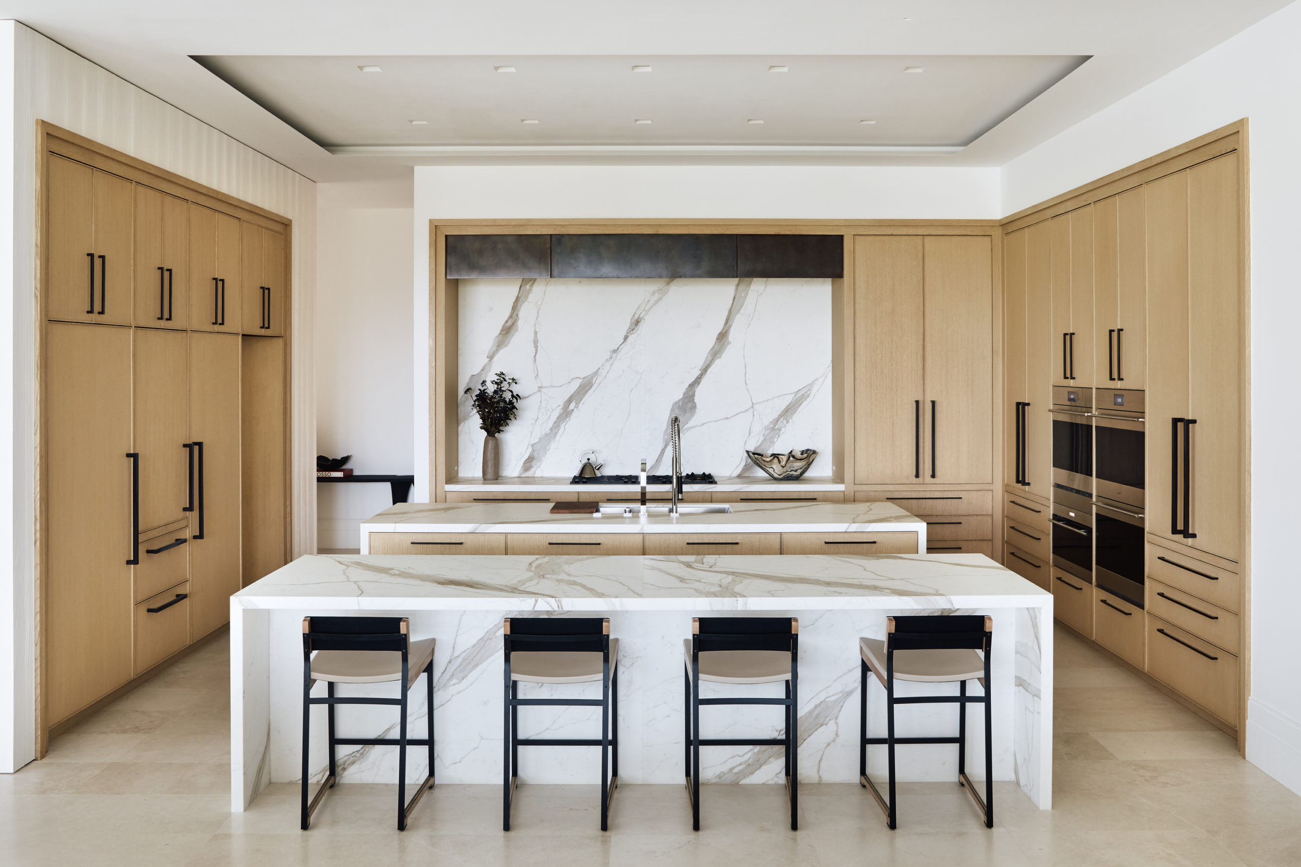 Palm Beach Gardens Home, Kitchen, Photography by Blaine Davis